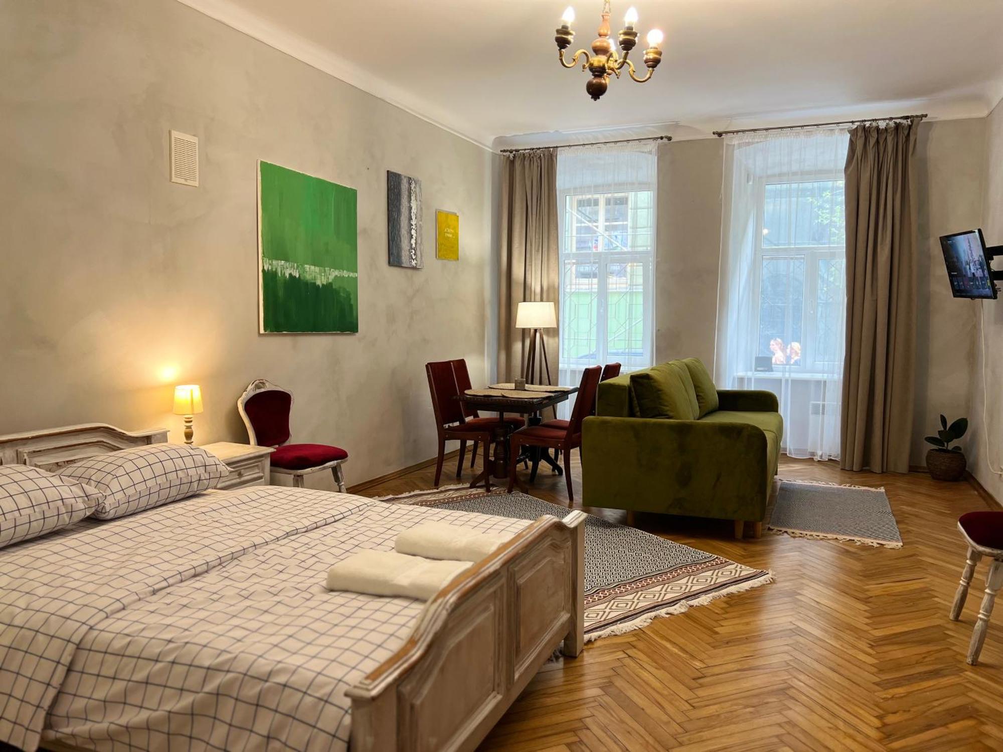 Loft-Style Apt On Virmenska Str إلفيف المظهر الخارجي الصورة